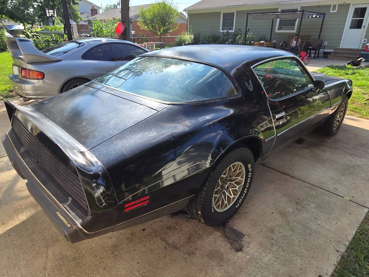 Pontiac-firebird-formula-1979-black-6