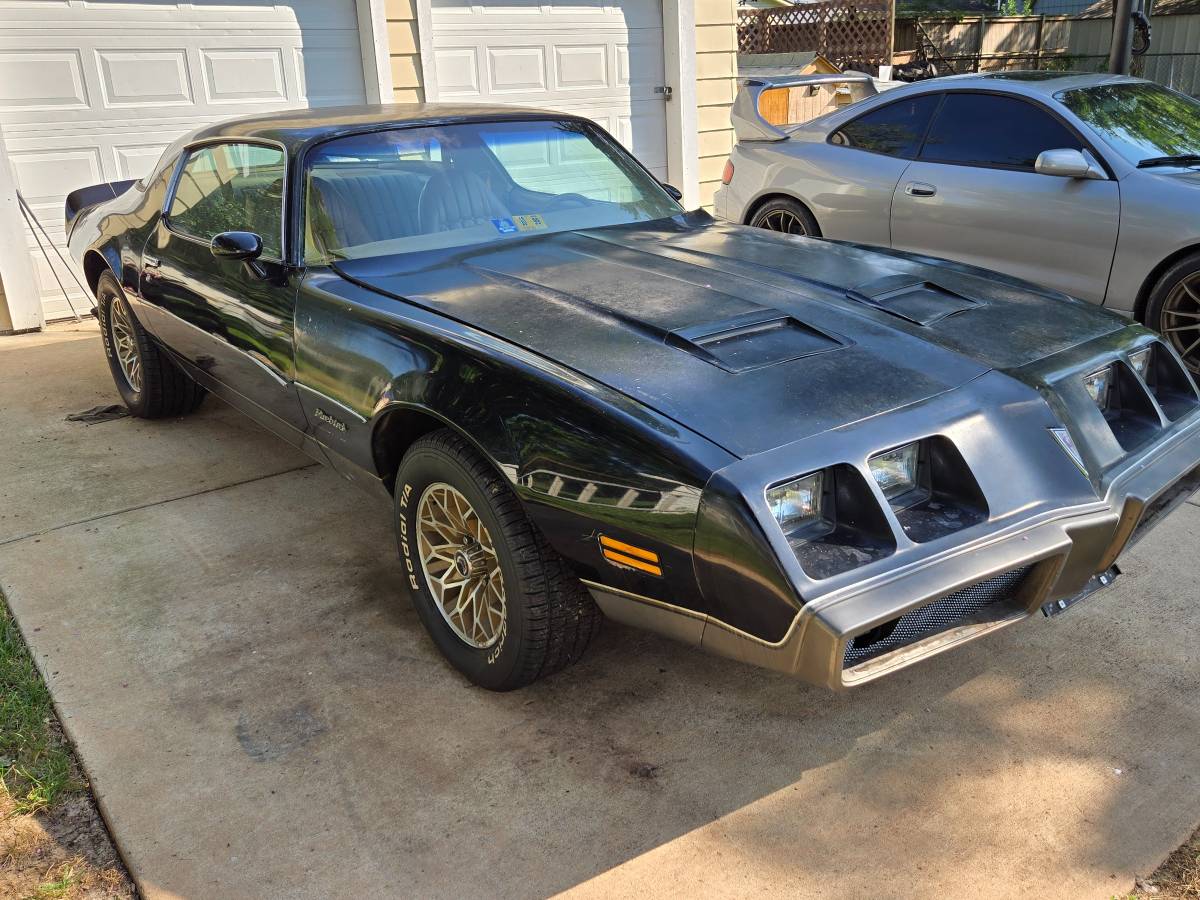 Pontiac-firebird-formula-1979-black-8