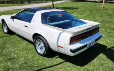 Pontiac-firebird-formula-1989-white-2