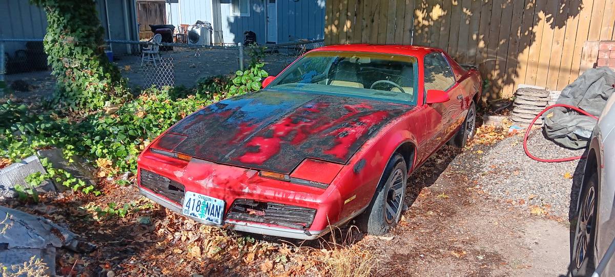 Pontiac-firebird-se-1984-red-4