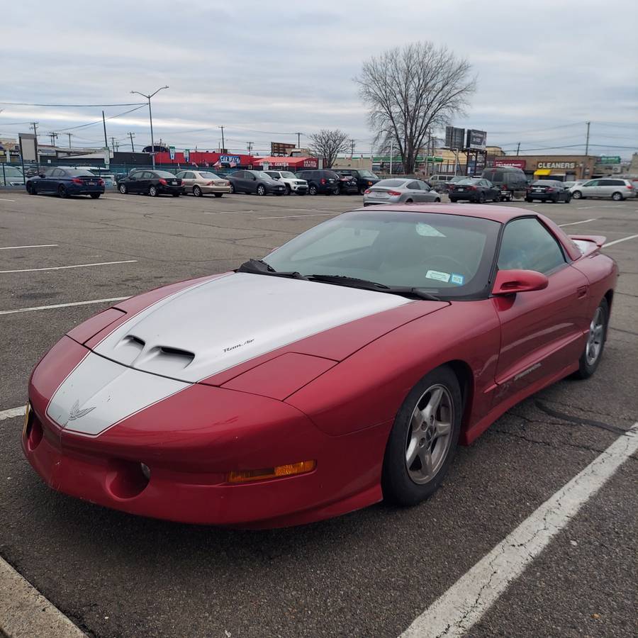 Pontiac-firebird-tr-1994-red-1
