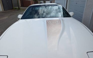Pontiac-firebird-trans-am-1984-white-6
