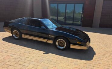 Pontiac-firebird-trans-am-1985-black-4