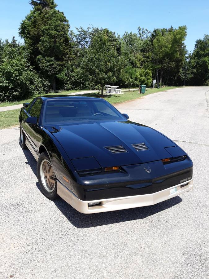 Pontiac-firebird-trans-am-1987-black-2