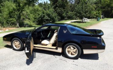 Pontiac-firebird-trans-am-1987-black-3