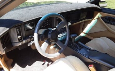 Pontiac-firebird-trans-am-1987-black-6