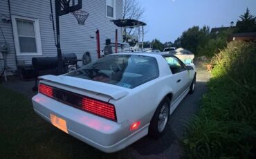 Pontiac-firebird-trans-am-1990-white-2