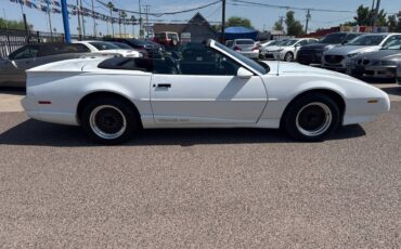 Pontiac-firebird-trans-am-1991-white-15