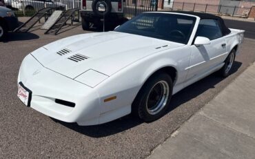 Pontiac-firebird-trans-am-1991-white-6