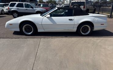 Pontiac-firebird-trans-am-1991-white-8