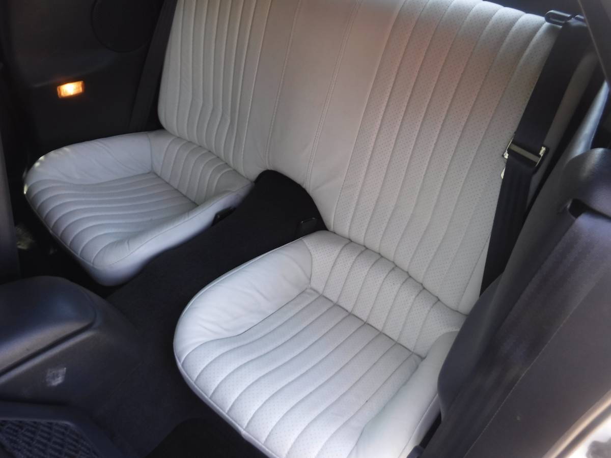 Pontiac-firebird-trans-am-1994-white-12