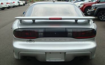 Pontiac-firebird-trans-am-1995-1