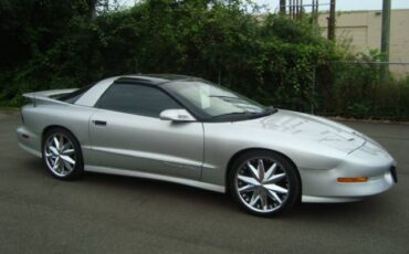 Pontiac-firebird-trans-am-1995-2