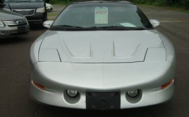 Pontiac-firebird-trans-am-1995