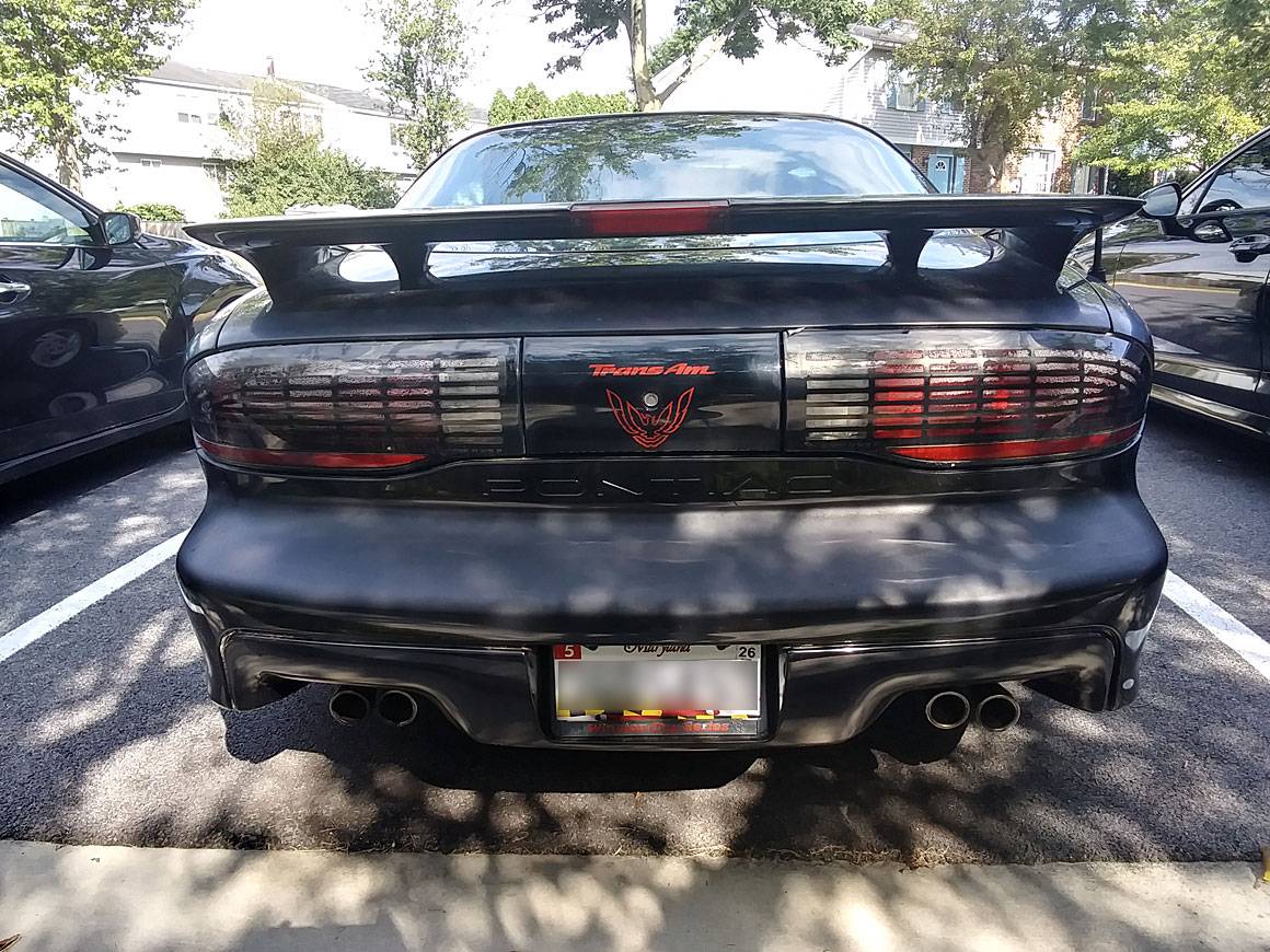 Pontiac-firebird-trans-am-gt-1994-black-2