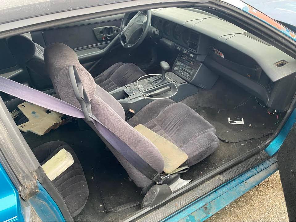 Pontiac-firebird-trans-am-hatchback-2d-1992-blue