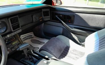 Pontiac-firebird-trans-am-ws6-1986-6