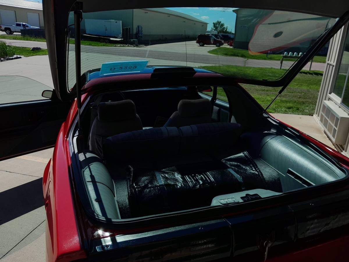Pontiac-firebird-trans-am-ws6-1986-9