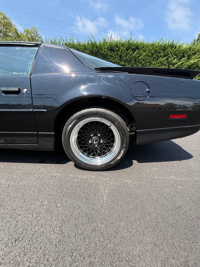 Pontiac-firebird-trans-am-ws6-1989-black-3