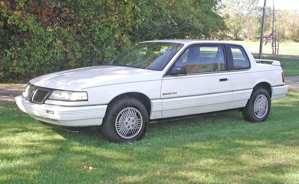 Pontiac-grand-am-1991-white-18