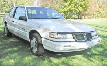 Pontiac-grand-am-1991-white-3