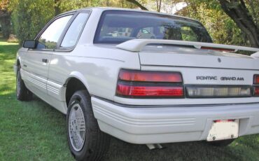 Pontiac-grand-am-1991-white-4