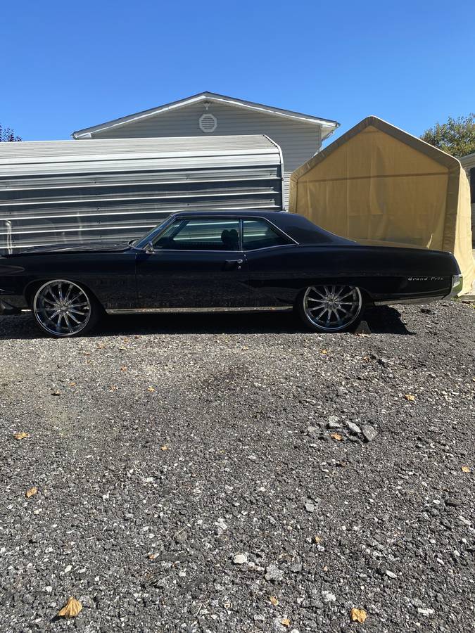 Pontiac-grand-prix-1967-3