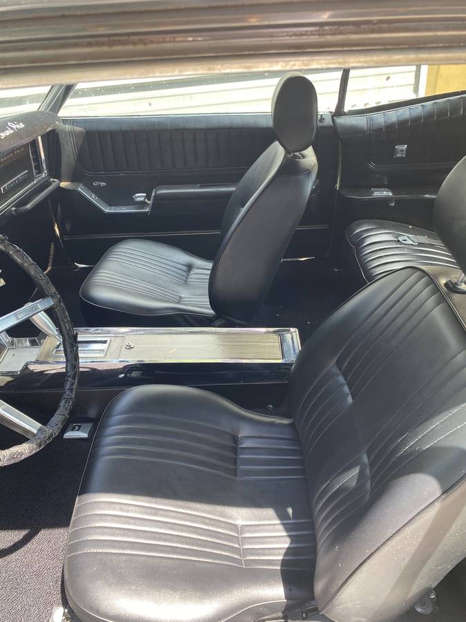 Pontiac-grand-prix-1967-5