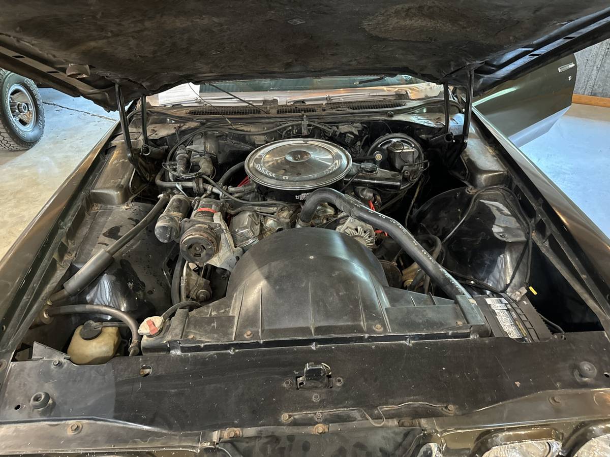 Pontiac-grand-prix-1969-brown-14