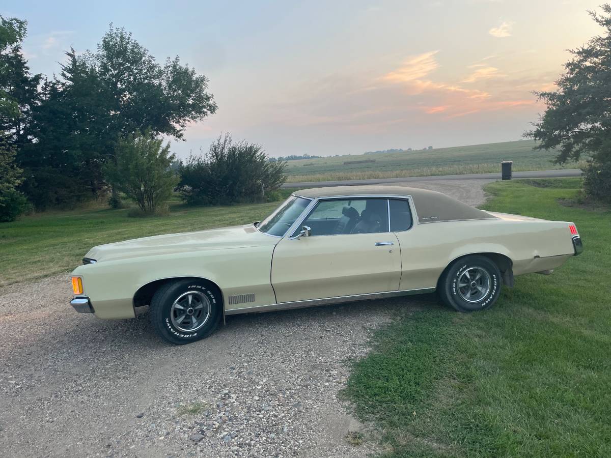 Pontiac-grand-prix-1970-1