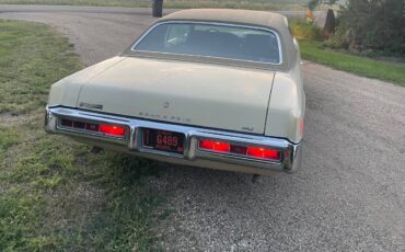 Pontiac-grand-prix-1970-1