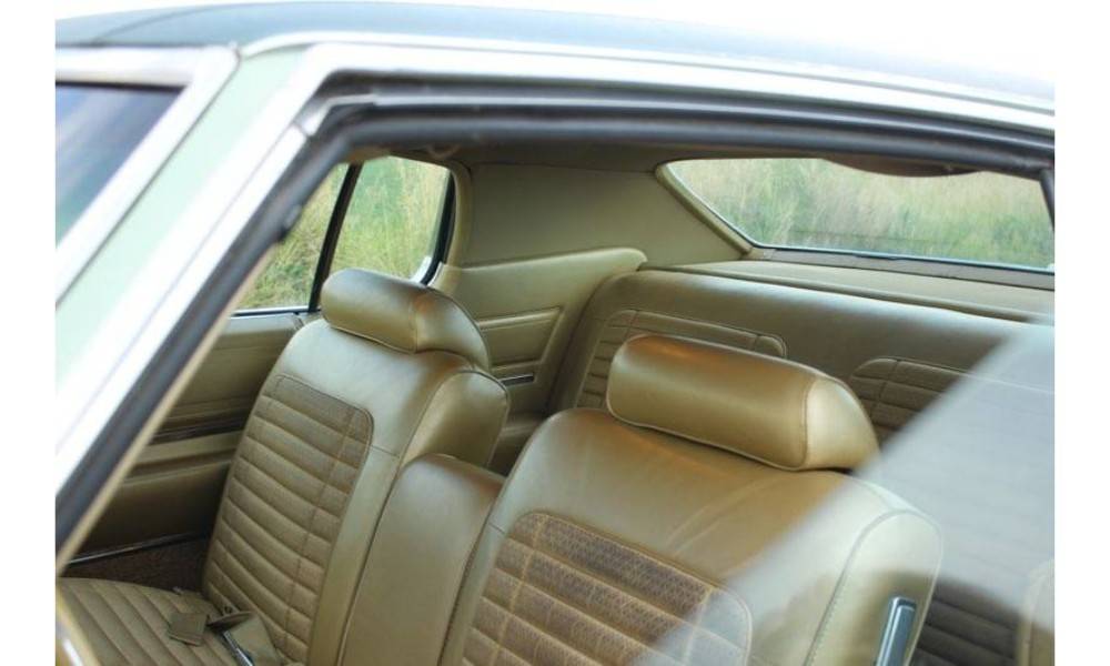 Pontiac-grand-prix-1970-green-13