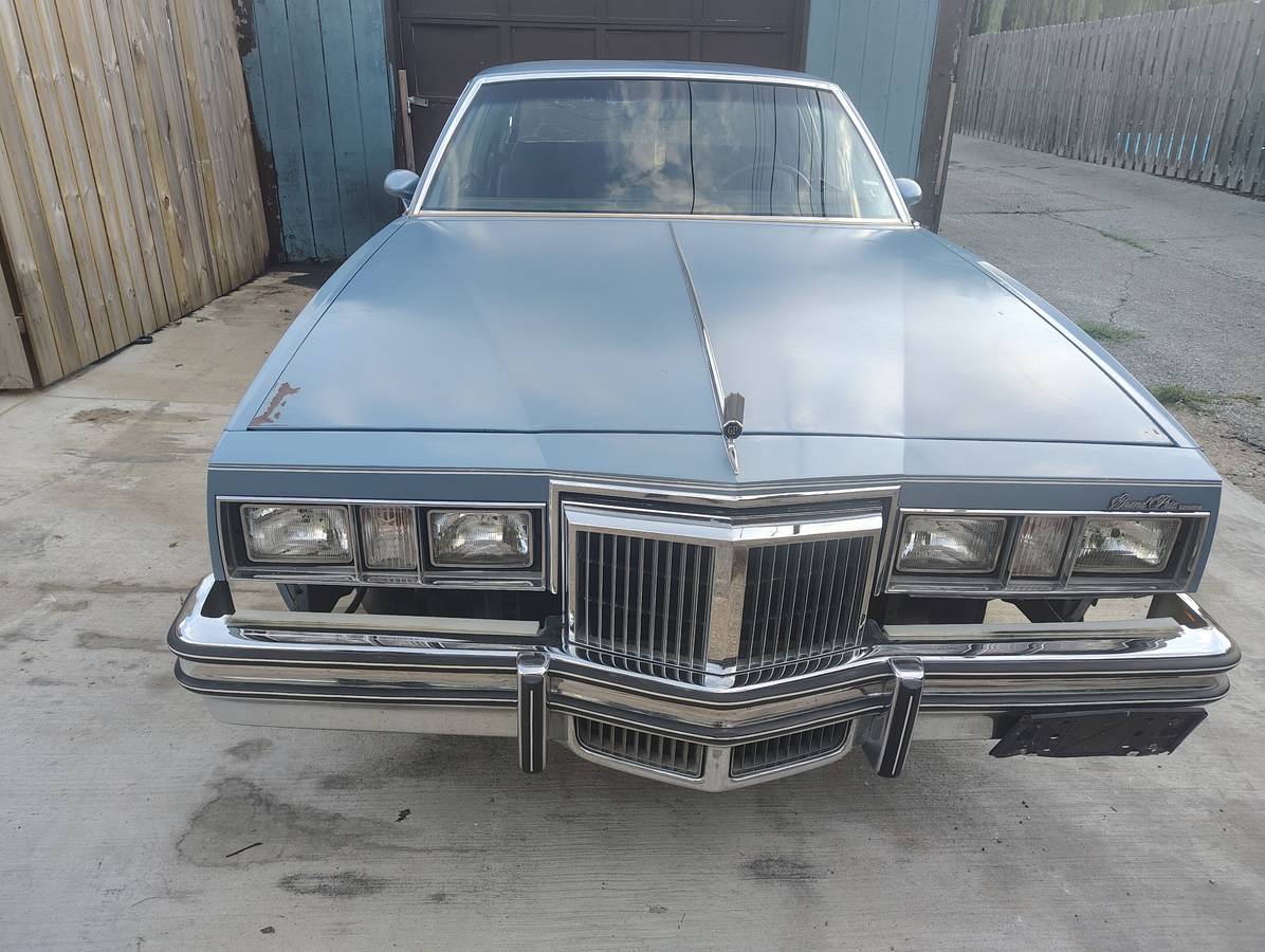 Pontiac-grand-prix-1980-4