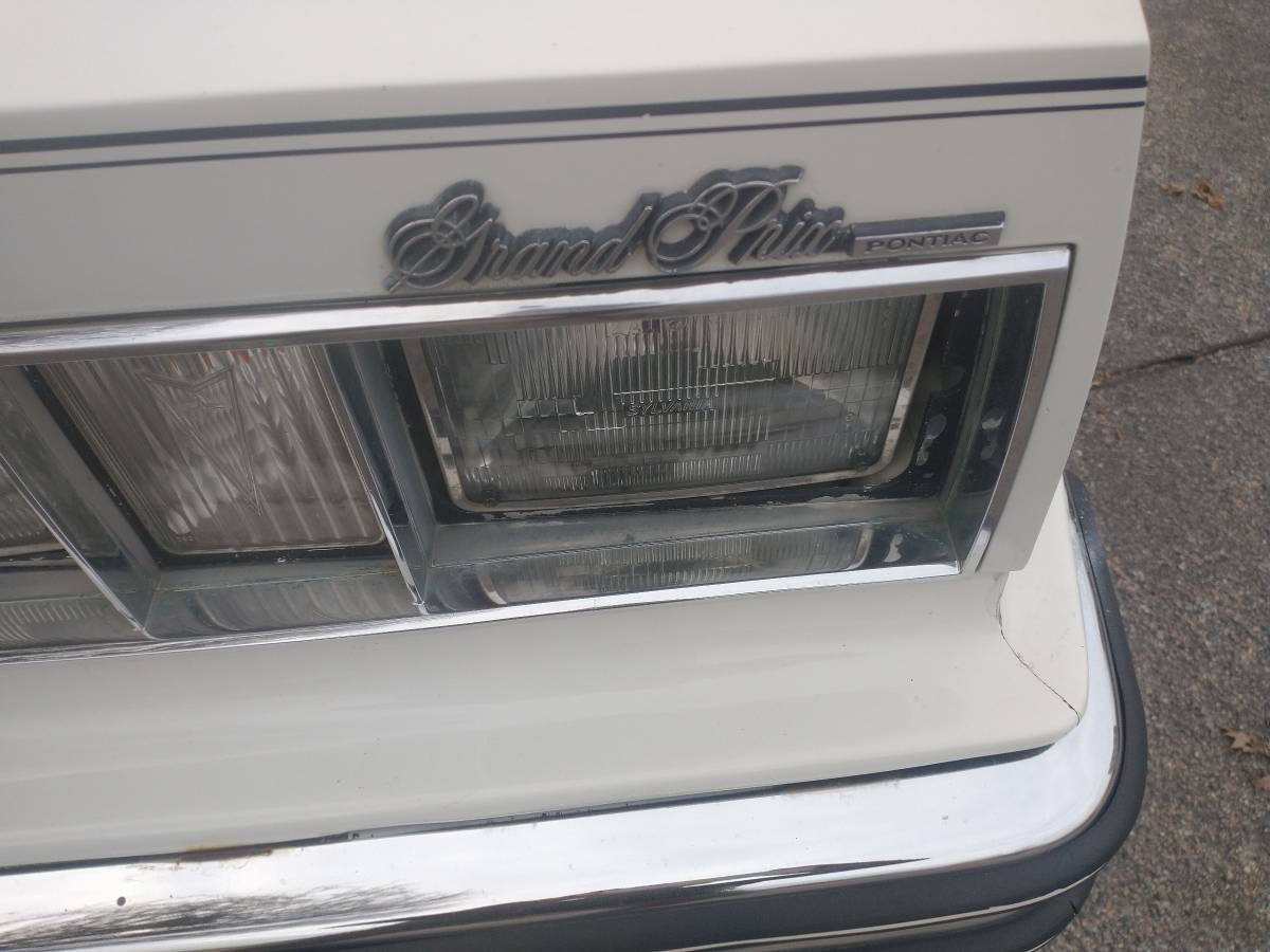 Pontiac-grand-prix-1980-8