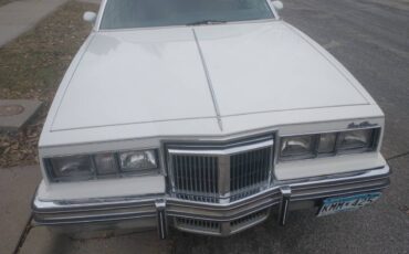 Pontiac-grand-prix-1980-9