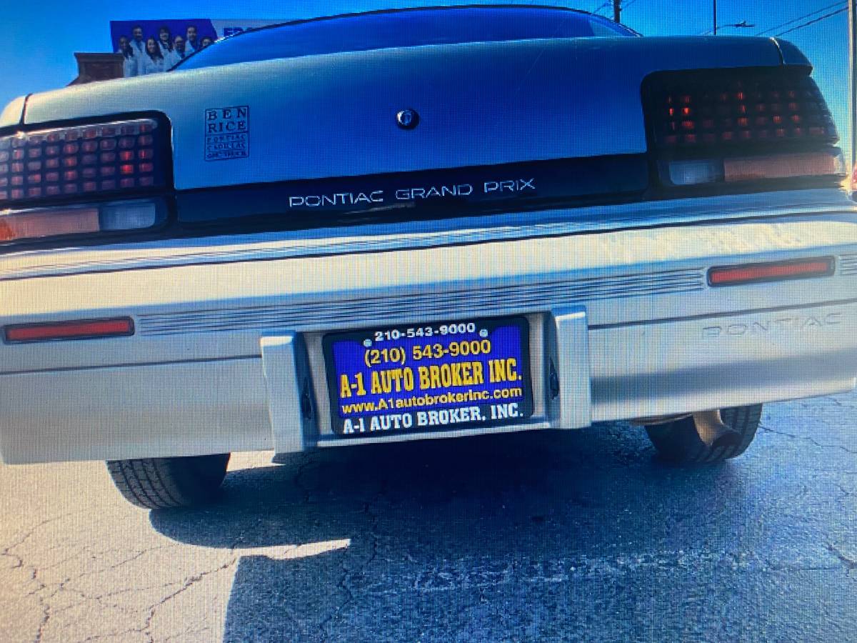 Pontiac-grand-prix-le-1992-grey-1