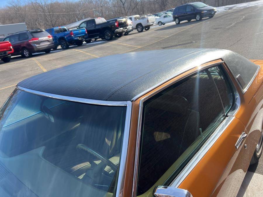 Pontiac-grand-prix-sj-1969-orange-13