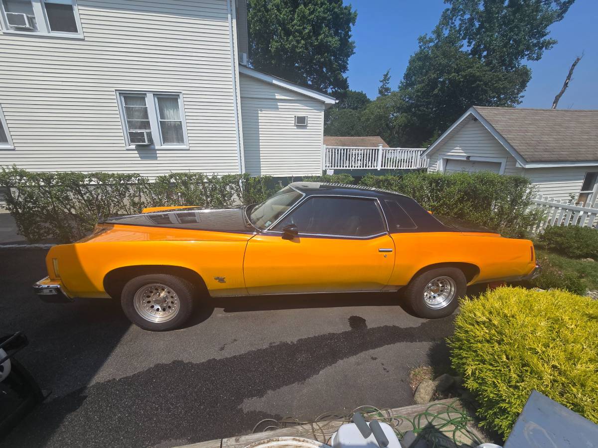 Pontiac-grand-prix-sj-1977-orange
