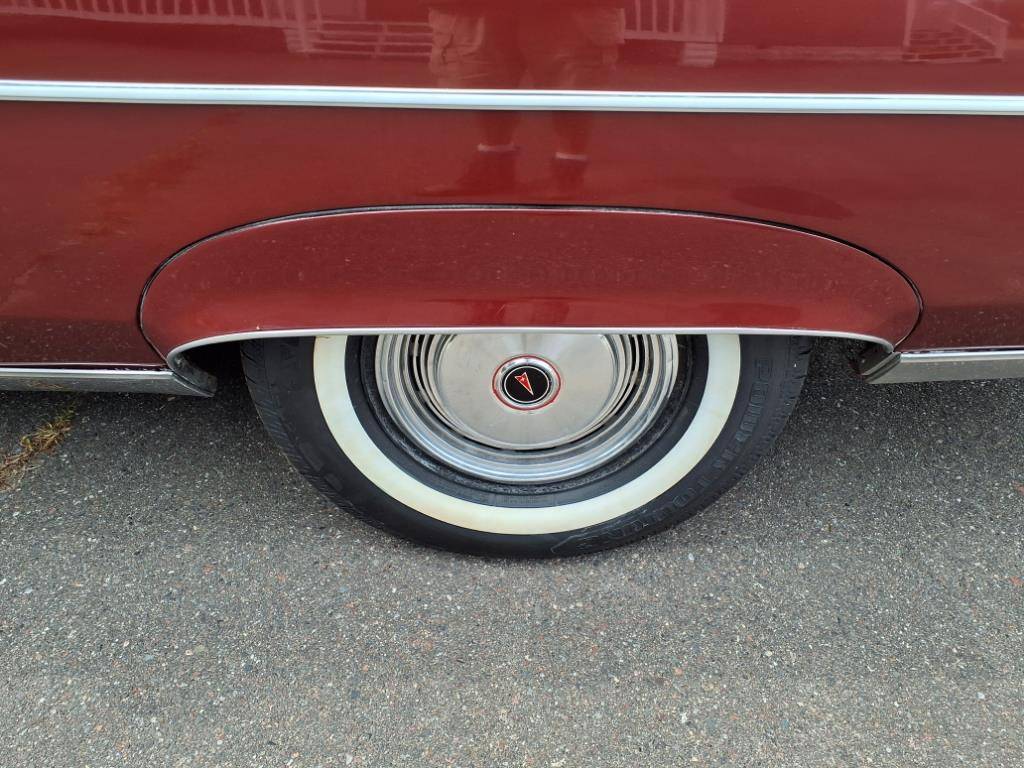 Pontiac-grand-ville-1974-red-17