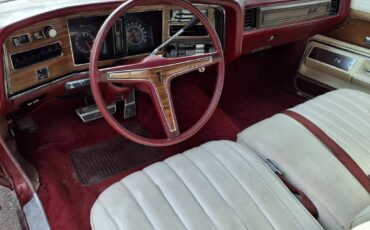 Pontiac-grand-ville-1974-red-19