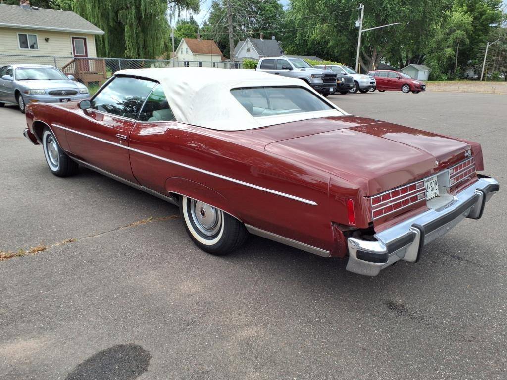 Pontiac-grand-ville-1974-red-4