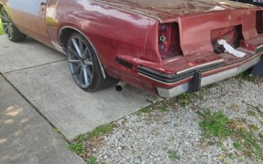 Pontiac-grandprix-1983-4