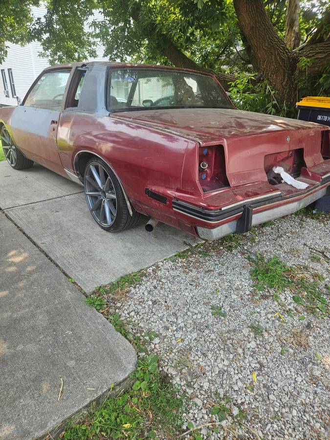 Pontiac-grandprix-1983-4