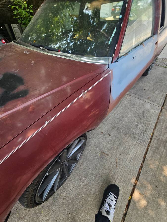 Pontiac-grandprix-1983