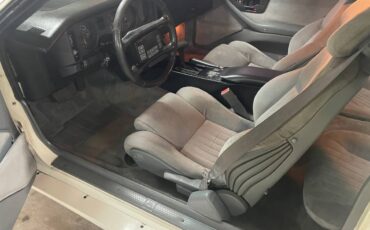 Pontiac-gta-trans-am-1987-grey-1