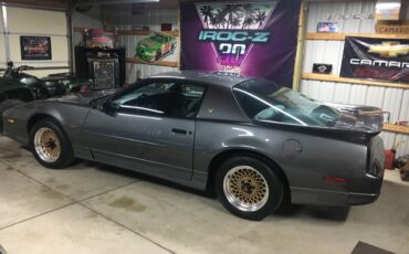 Pontiac-gta-trans-am-1987-grey-14