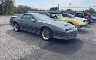 Pontiac-gta-trans-am-1987-grey-21