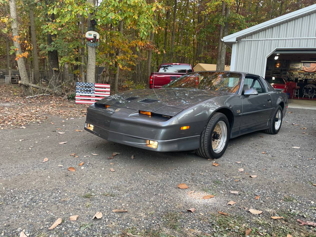 Pontiac-gta-trans-am-1987-grey-23