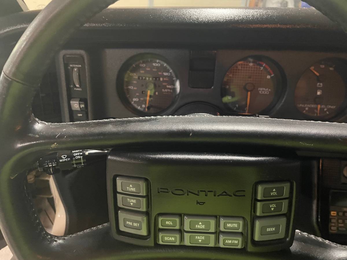 Pontiac-gta-trans-am-1987-grey-4