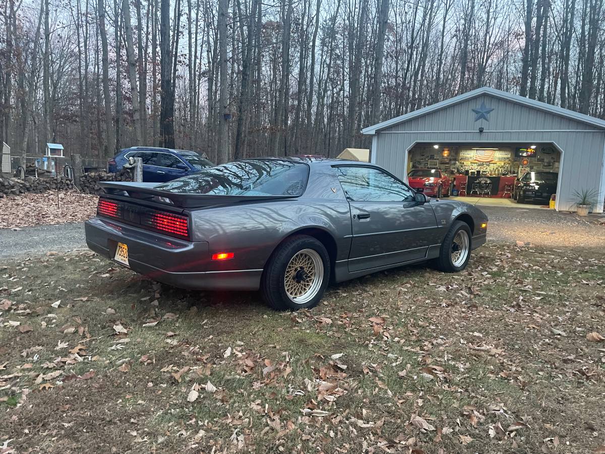 Pontiac-gta-trans-am-1987-grey-7